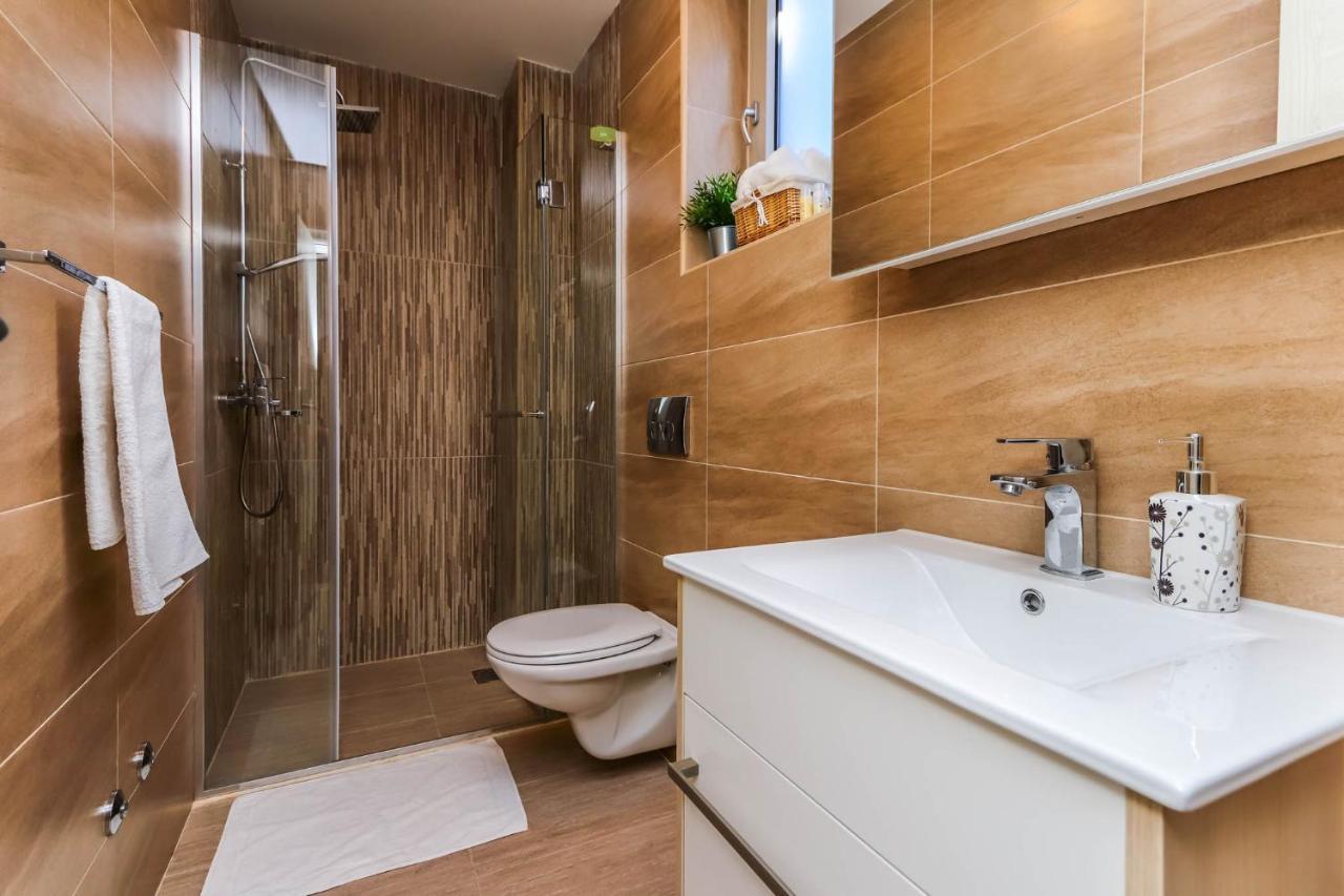 Timea Apartment Tivat Exterior foto